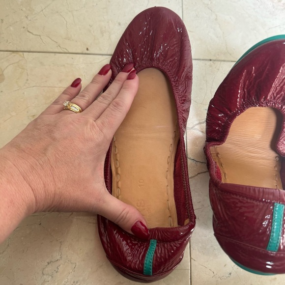 Tieks 10 Ruby Red Patent Leather Shoes - Picture 5 of 9